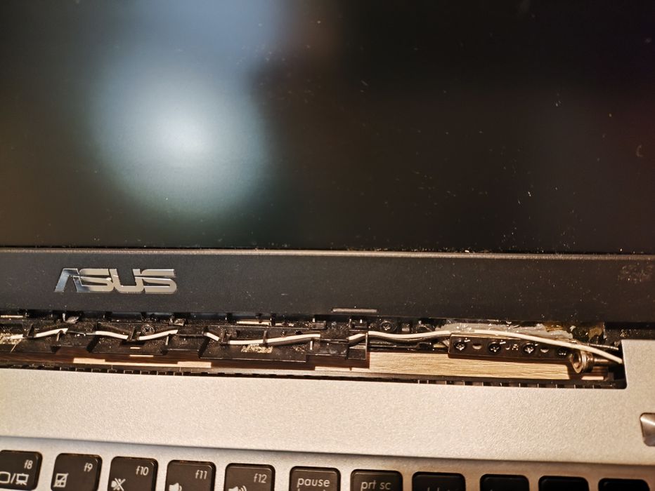 Laptop gamingowy ASUS A501lx proc. I5 GeForce GTX 950M 4 GB dysk SSD