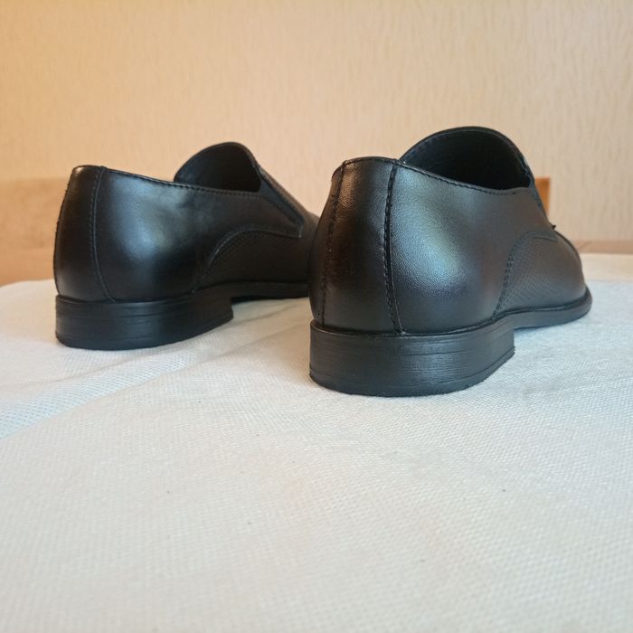 Продам чоловічі туфлі Rieker