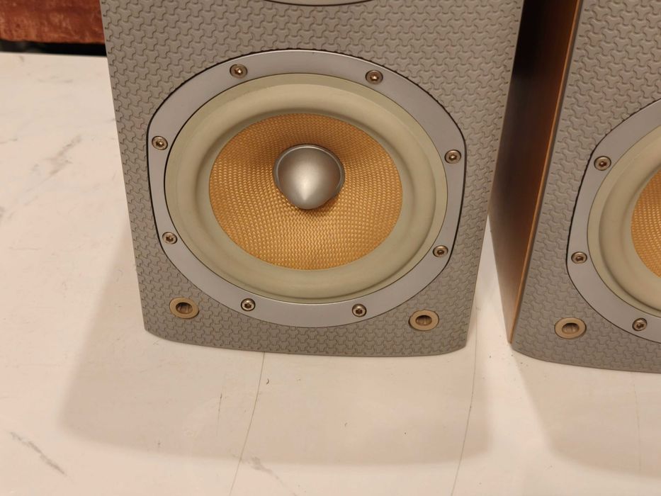 Bowers Wilkins B&W DM600 S3 ! Znakomite monitory stereo !