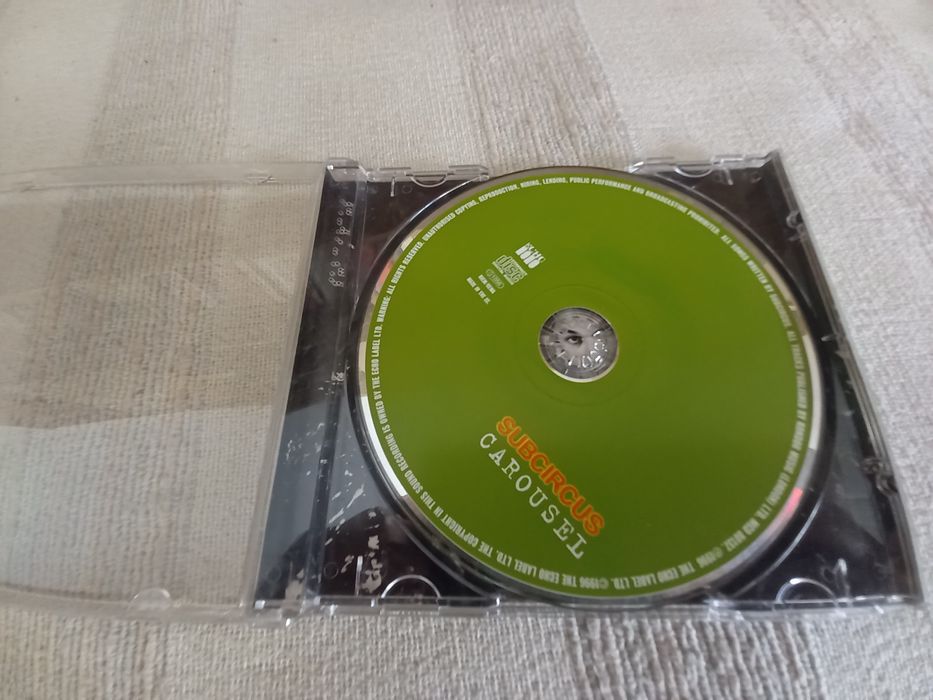 Cd de Subcircus brit pop anos 90