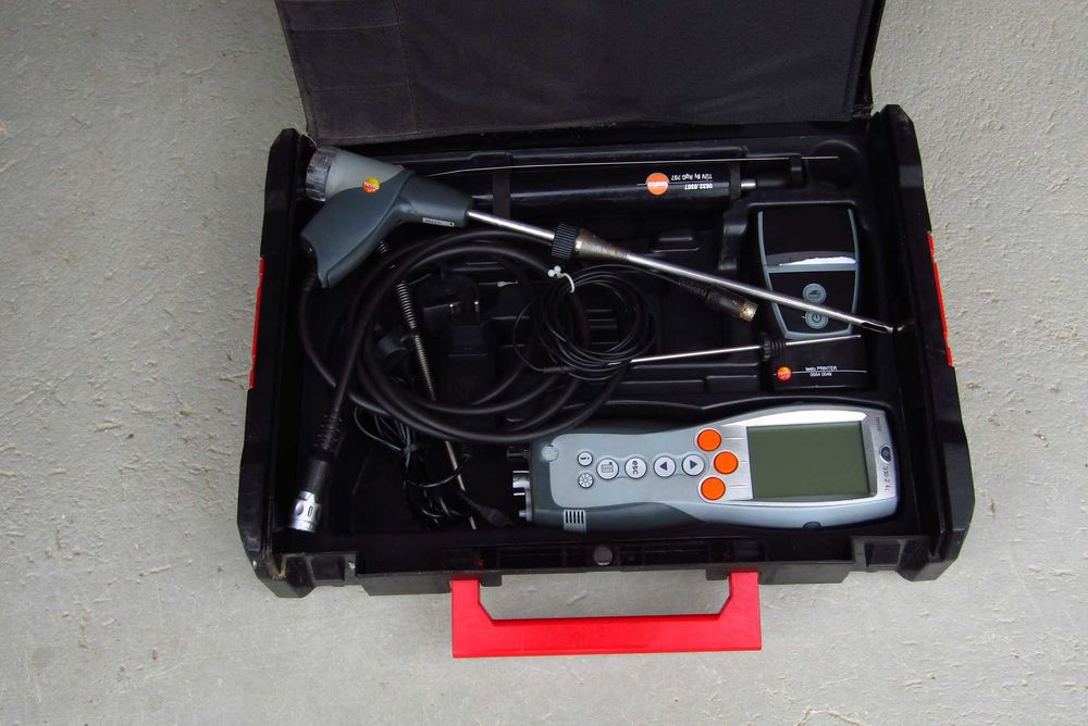 Analizator  Spalin  Testo 330-2 LL   zestaw