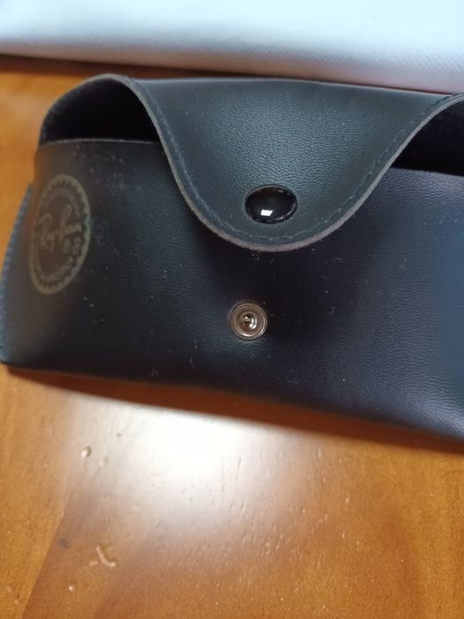 Óculos de sol marca ray ban