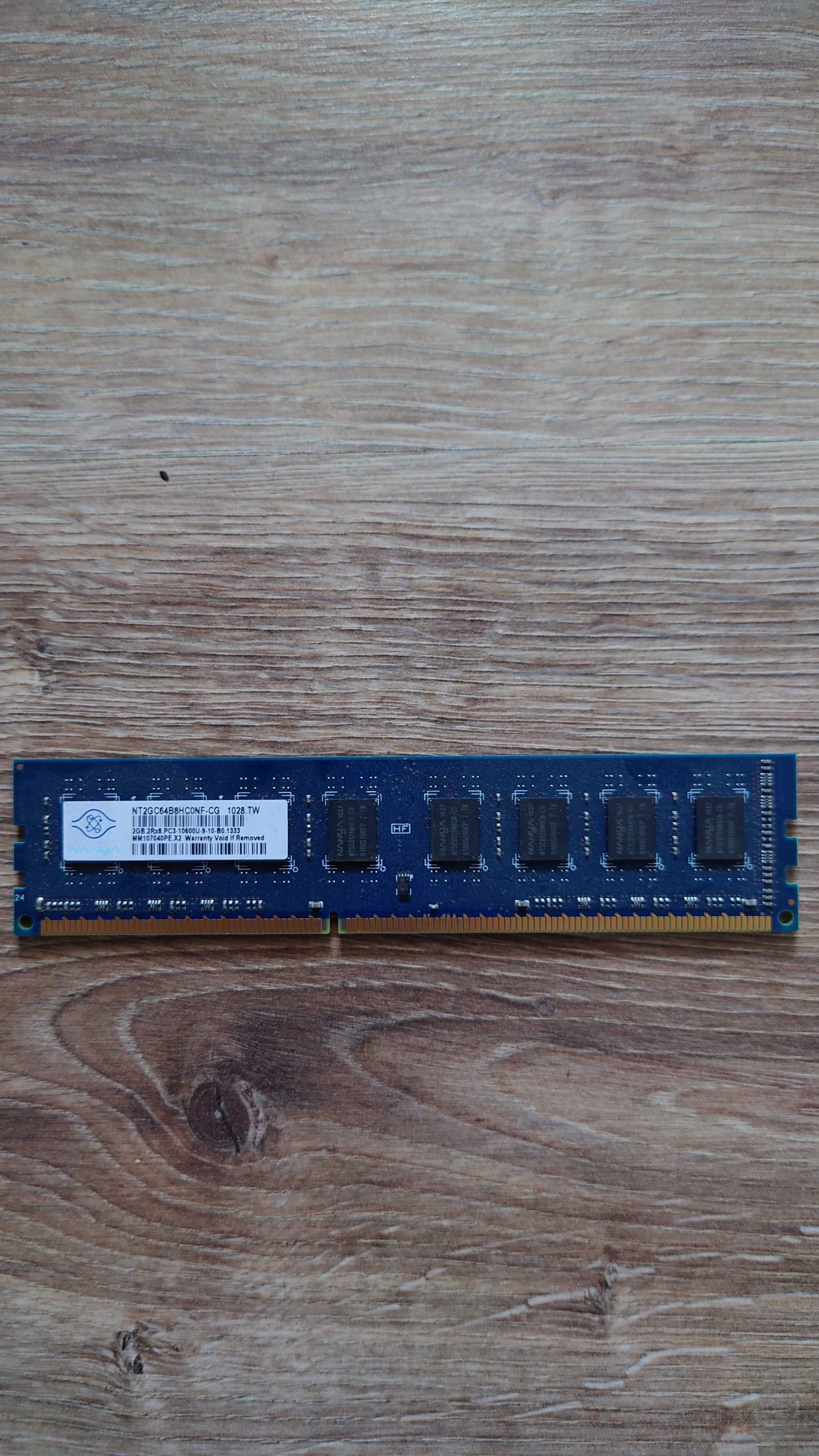 Pamięć RAM Nanya NT2GC64B8HC0NF-CG 2GB DDR3 1333MHz PC3-10600U
