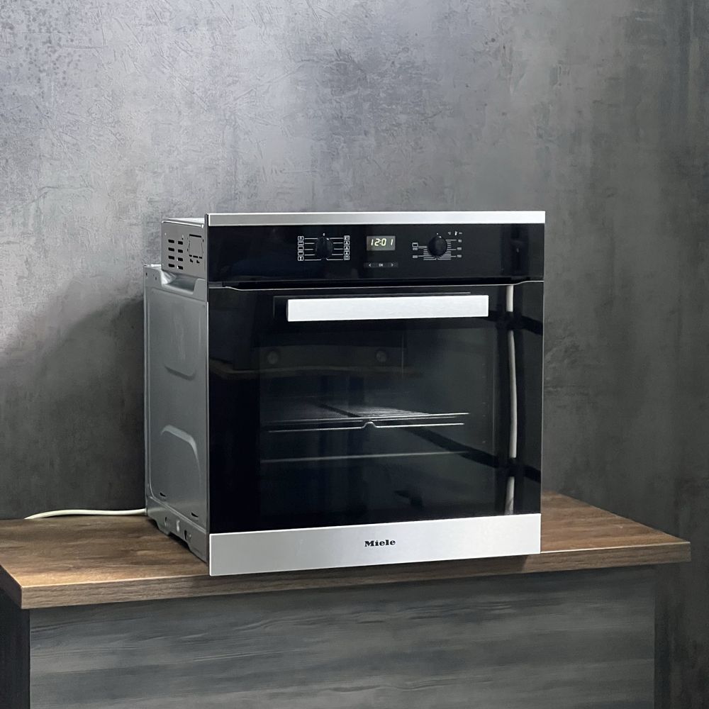 Духовой шкаф Miele H2661-1B ИДЕАЛ духова шафа духовка