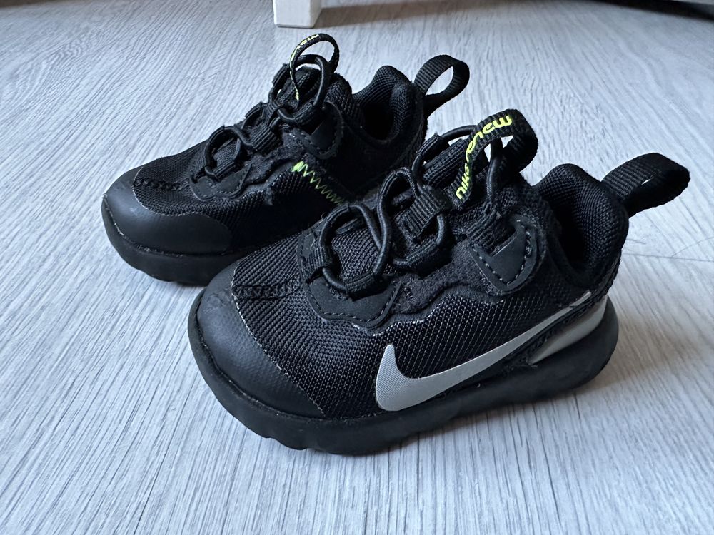 Buciki nike rozmiar 17,5, dziecięce buty nike rozmiar 17