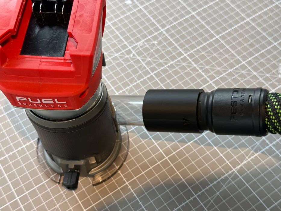 Adaptador de Extração de Pó Milwaukee M18 para Festool