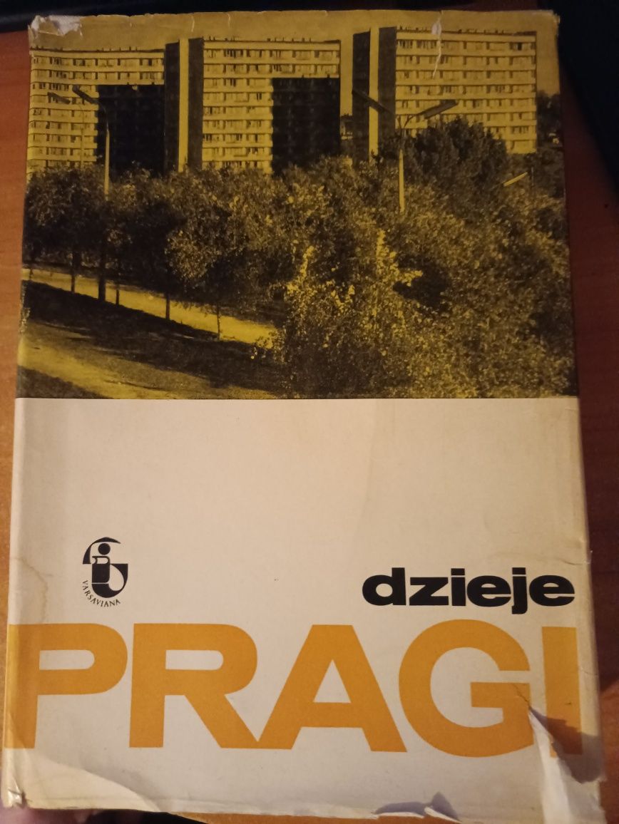 PWN "Dzieje Pragi"