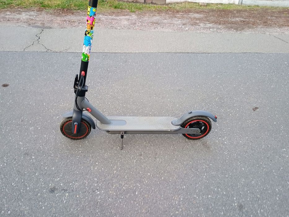 Продам електросамокат android