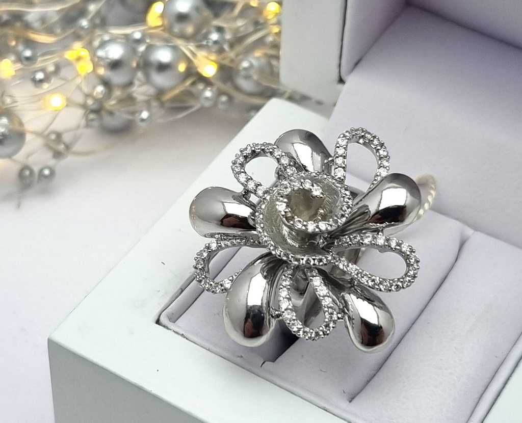 Piękny srebrny pierścionek kwiat 925 9,33g r.16