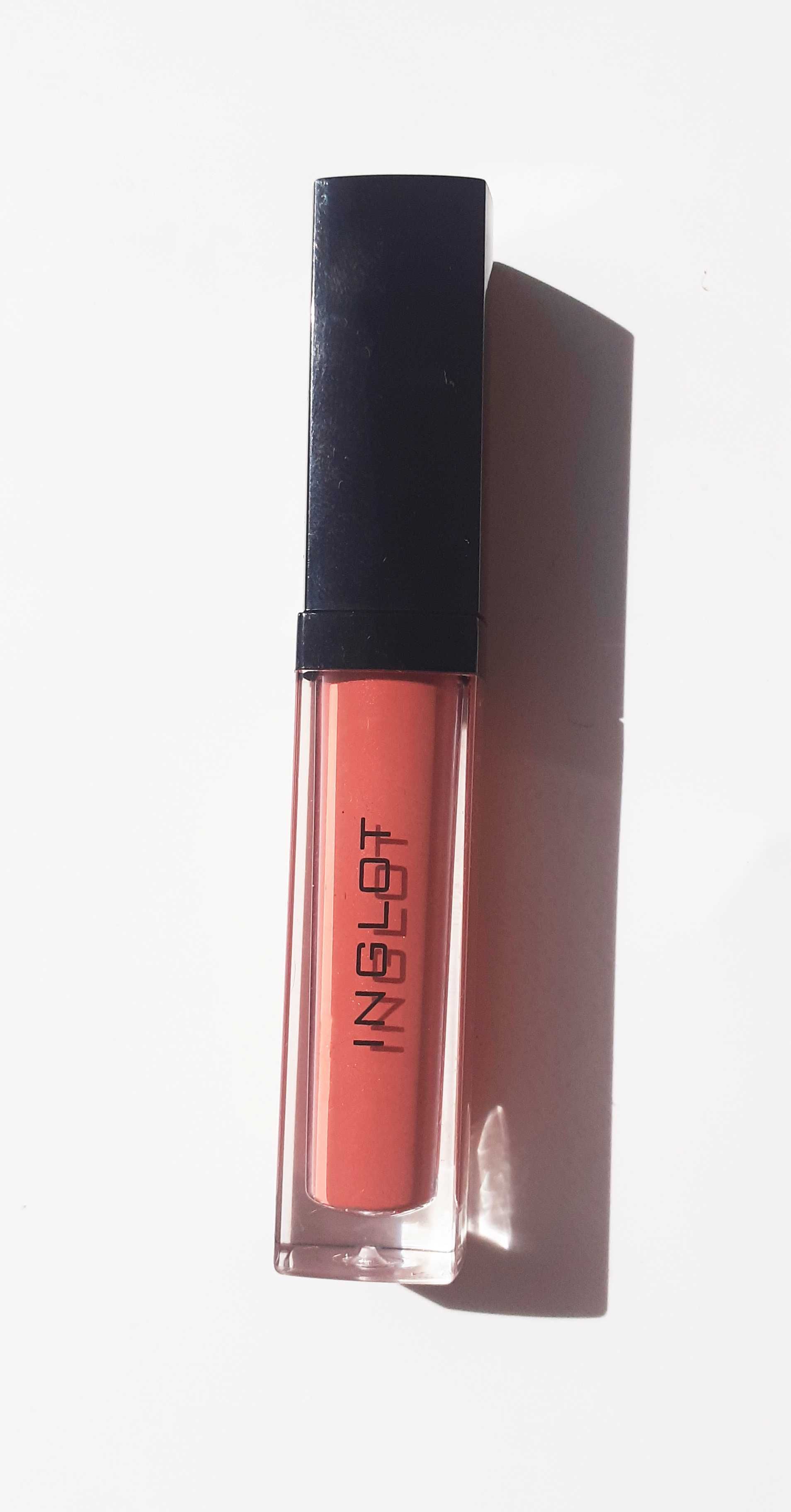 Inglot HD Matte 21 bardzo trwała pomadka w płynie
