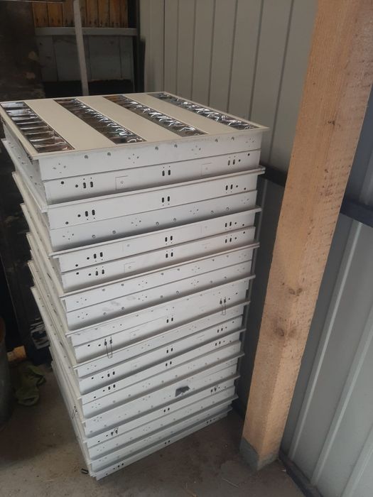 Lampa oświetleniowa 60x60cm biuro, sklep, garaż, magazyn