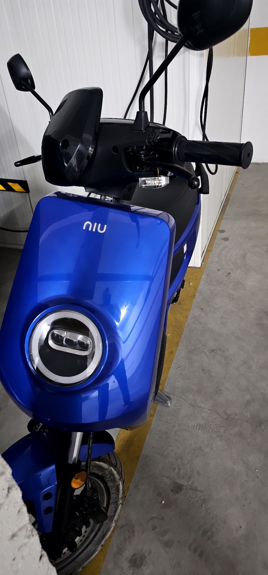 NIU Scooter Eletrica Sport+