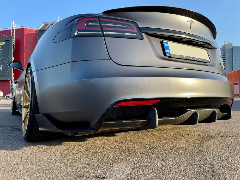 Обвес TESLA Model S Plaid Накладка Губа Сплиттер Диффузор Карбон