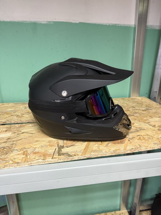 Кроссовый мото шлем шолом эндуро с очками мотоциклетный шлем