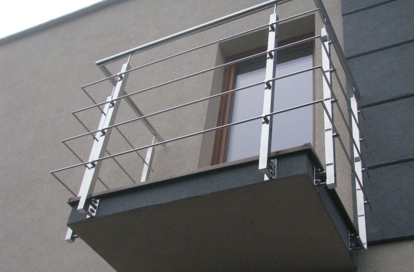 Balustrady nierdzewne