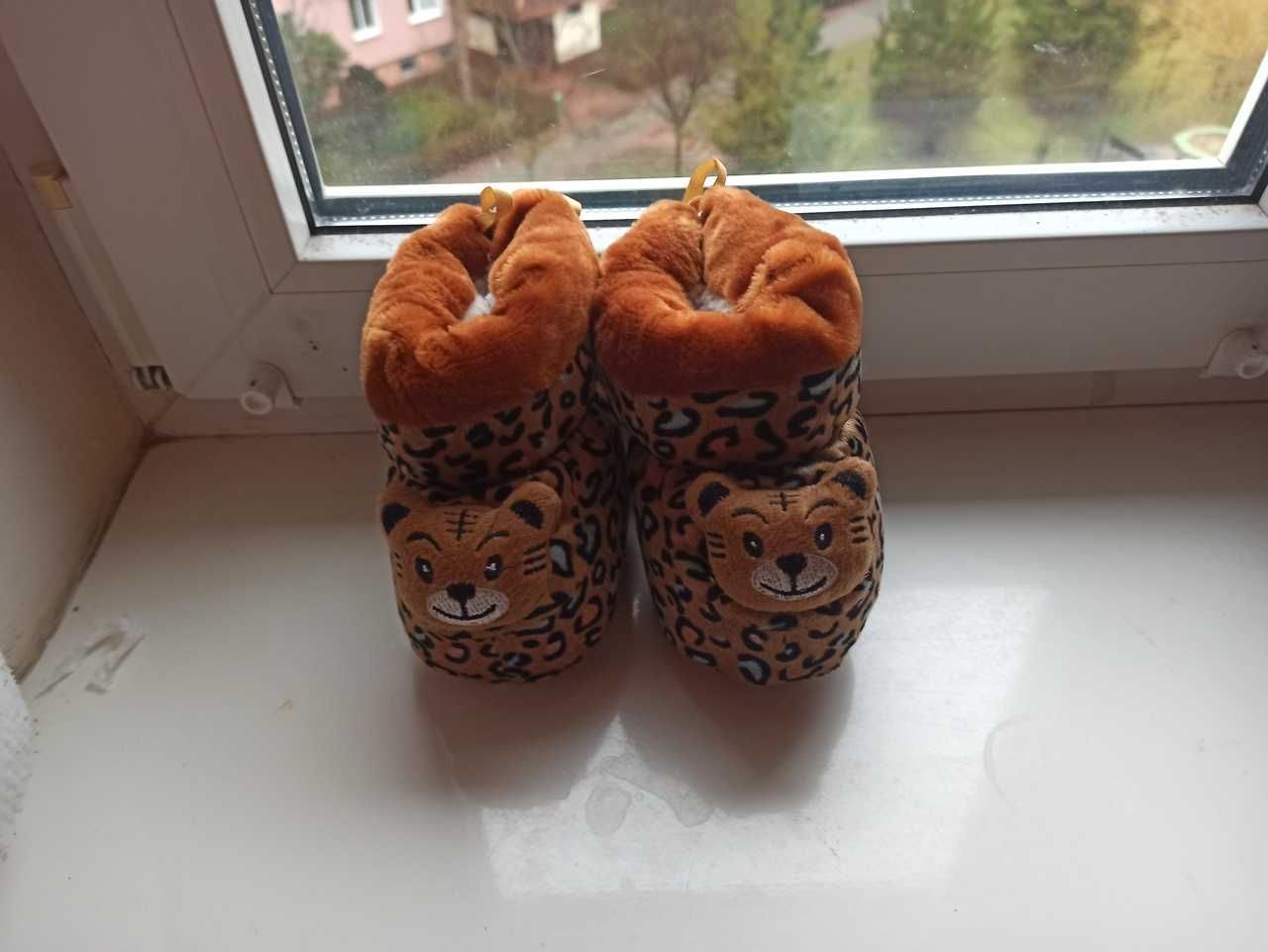 Ciapy buty bardzo ciepłe do wózka dla niemowlaka