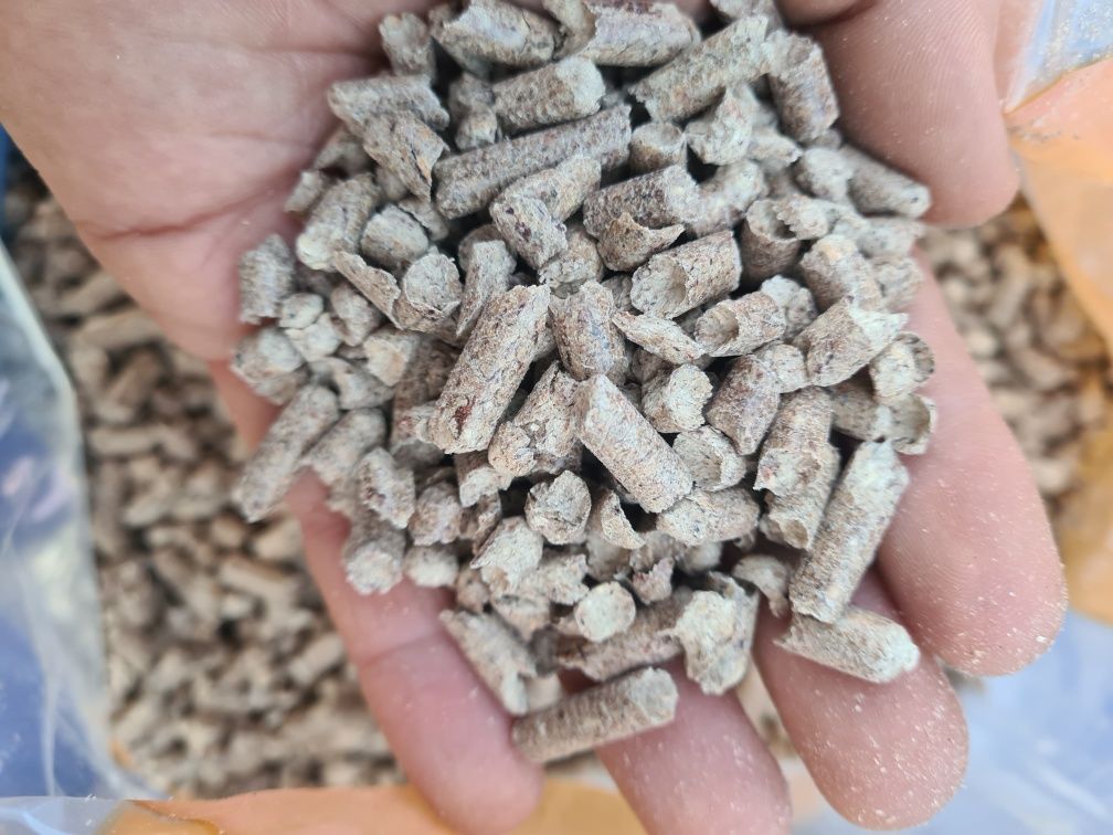 Pellet sosnowy LET'S certyfikowany EN+A1