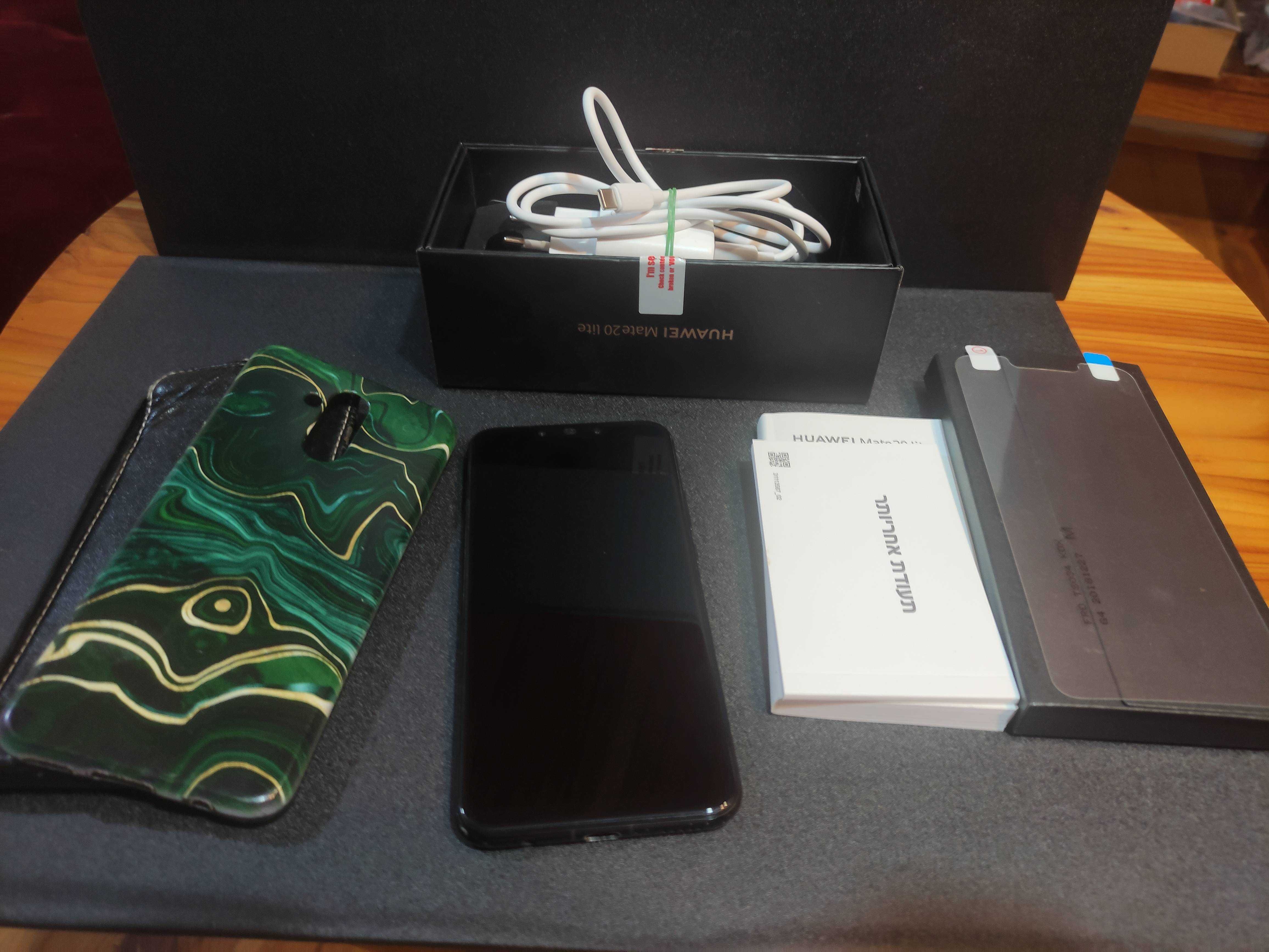 Huawei Mate 20 Lite + 2xpokrowiec, ładowarka, szybka, sprawny 100%