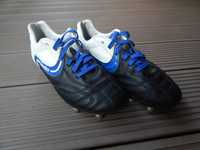 Buty piłkarskie/korki Sondico dla chłopca rozmiar 37