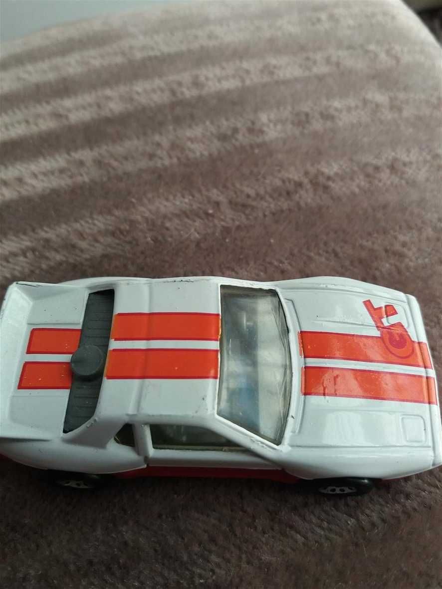 MATCHBOX - Pontiac Fiero z 1985