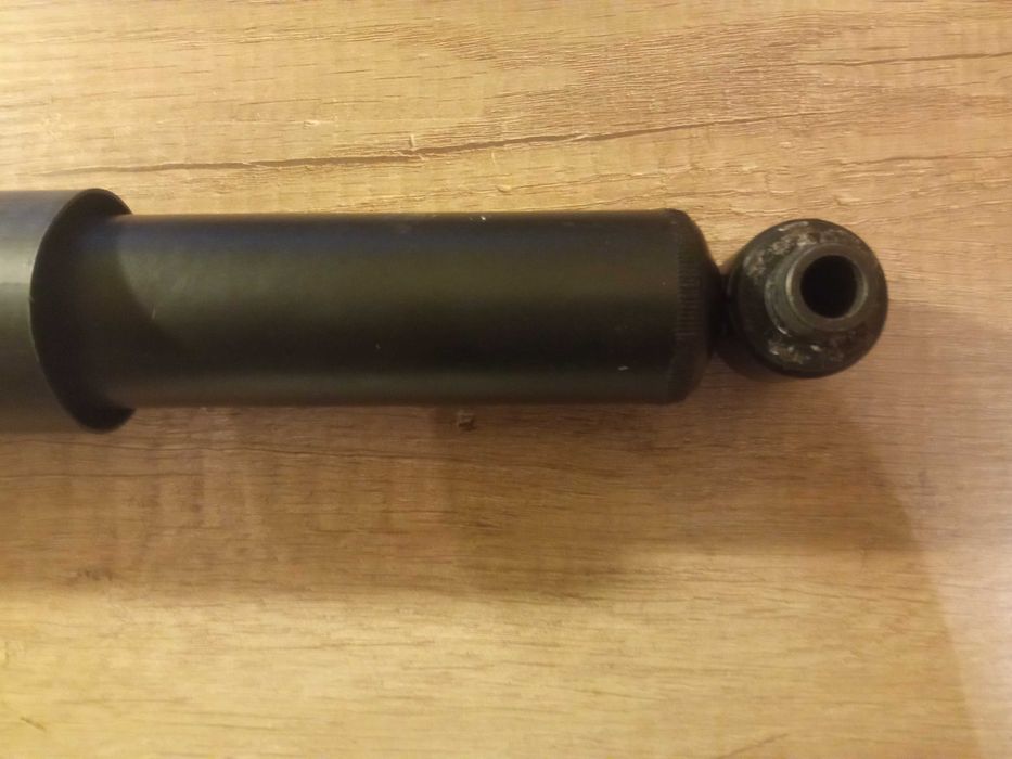 Амортизатор задній газовий VOLVO 240 , 740 , 940 + combi