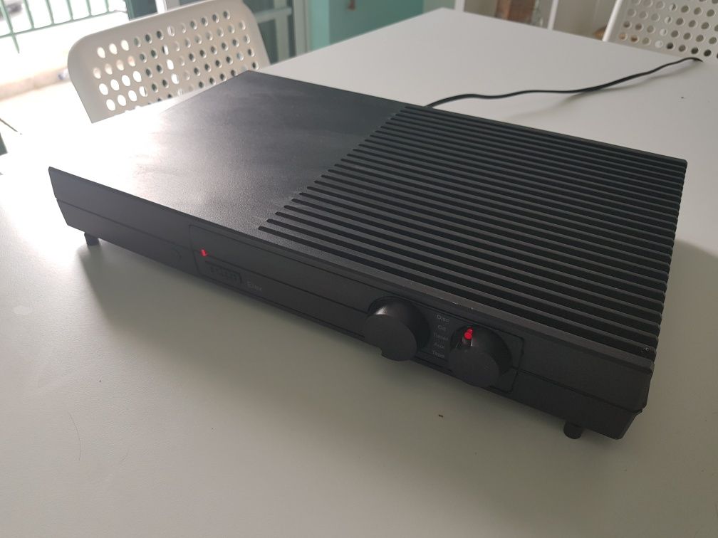 REGA ELEX Amplificador Integrado