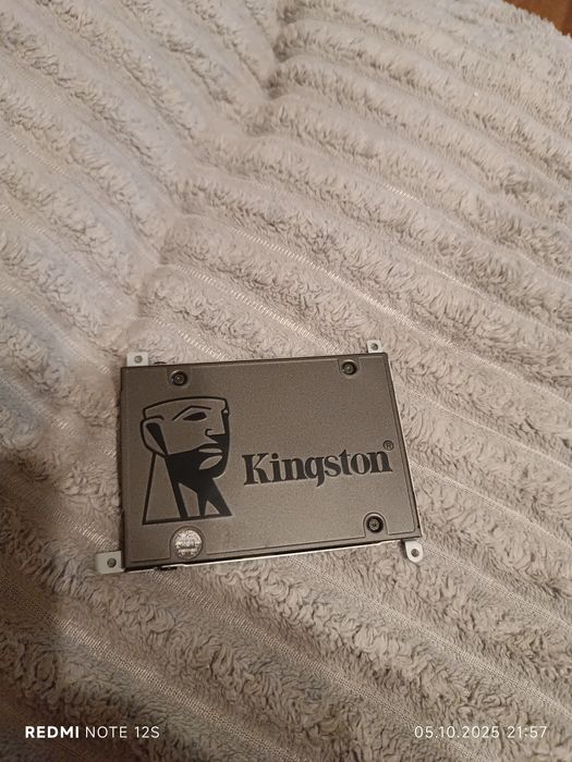 Жёсткий диск Kingston 256 GB SSD