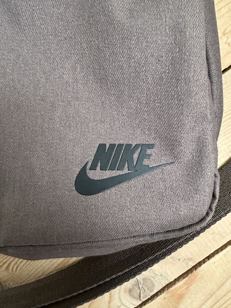 Сумка nike tech fleece