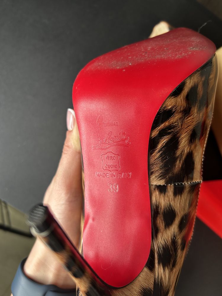 Туфлі «Christian Louboutin» 39 розмір