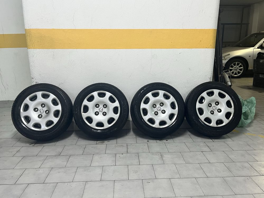 Conjunto 4 jantes/pneus