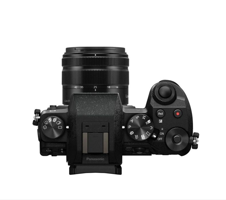 Фотоапарат PANASONIC DMC-G7 Kit 14-42mm Black (DMC-G7KEE-K)