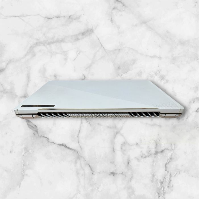 Asus Rog Ryzen 9 7940HS/48gb DDR5/2TB ssd/14’0 2K QHD 165Hz