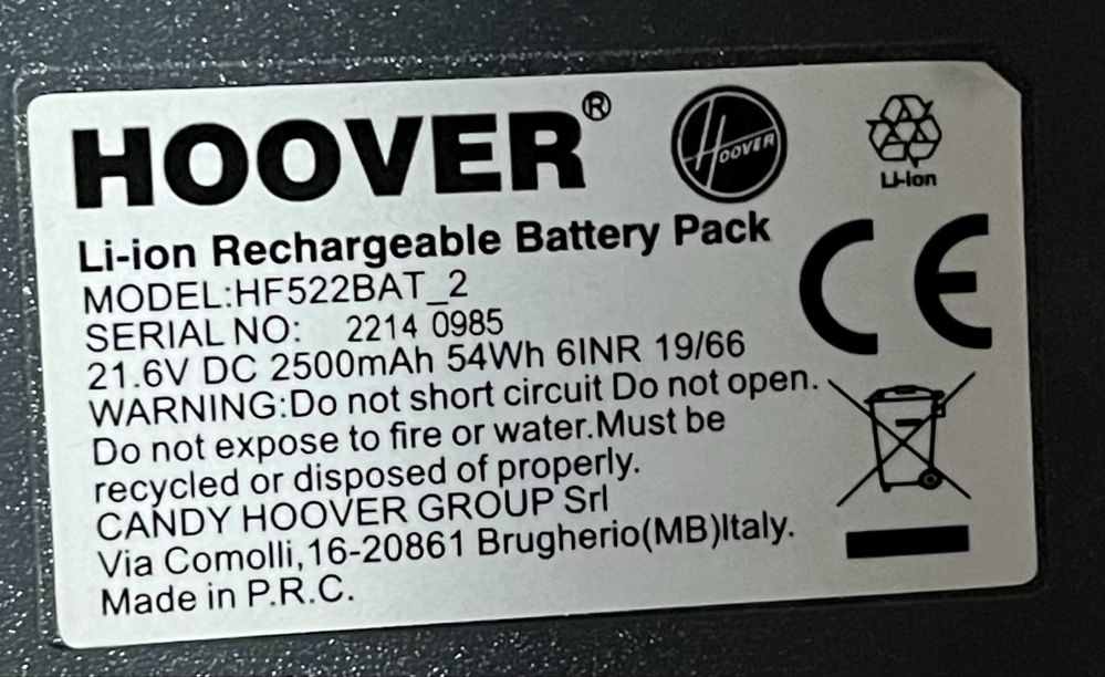 Dwa akumulatory / baterie i ładowarka do odkurzacza hoover hf 500