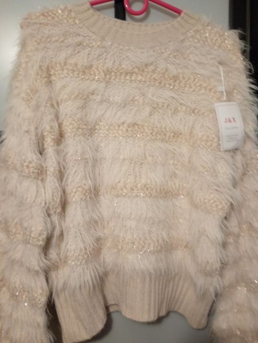 Nowe sweterki damskie