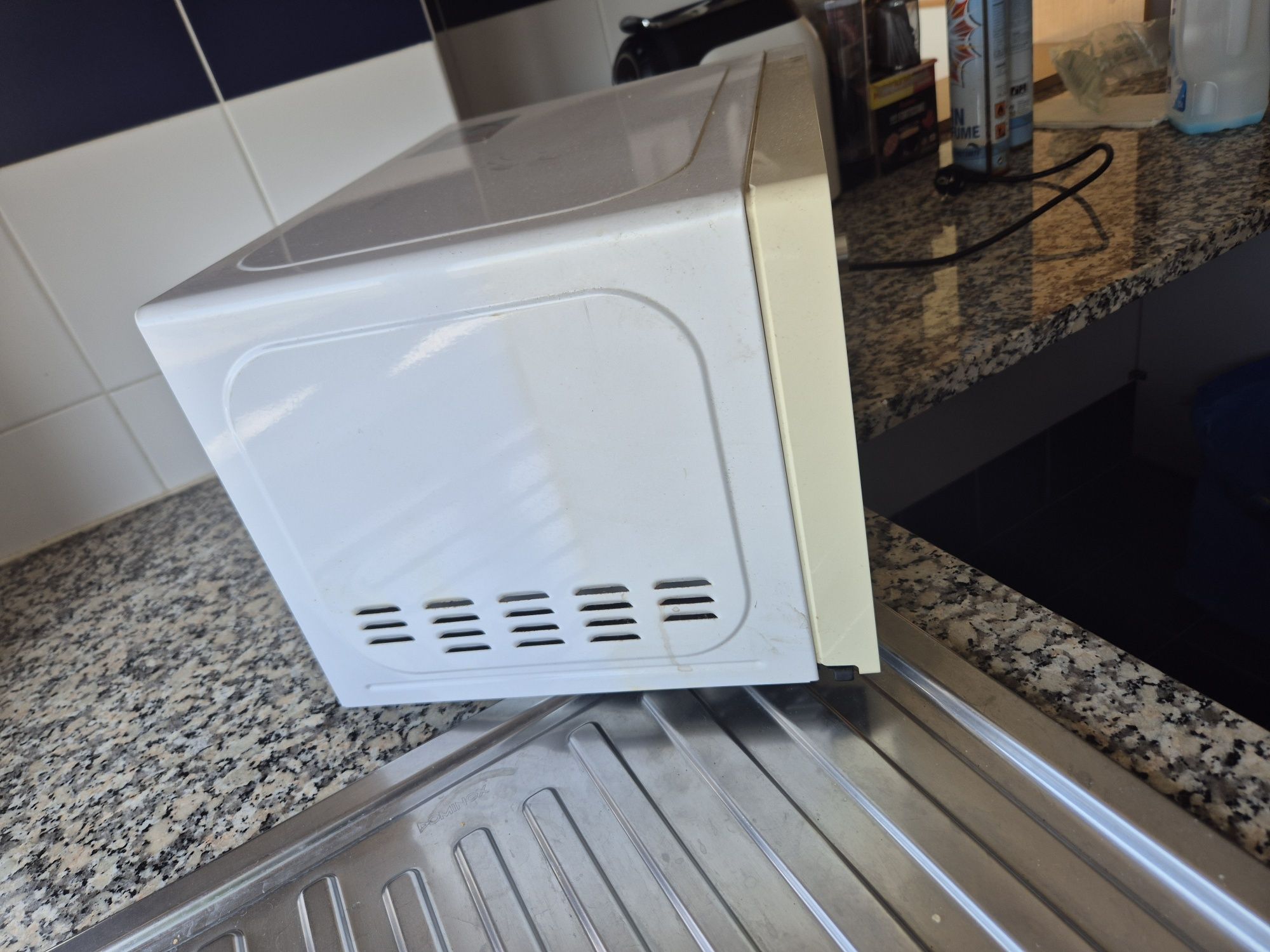 Microondas marca Teka