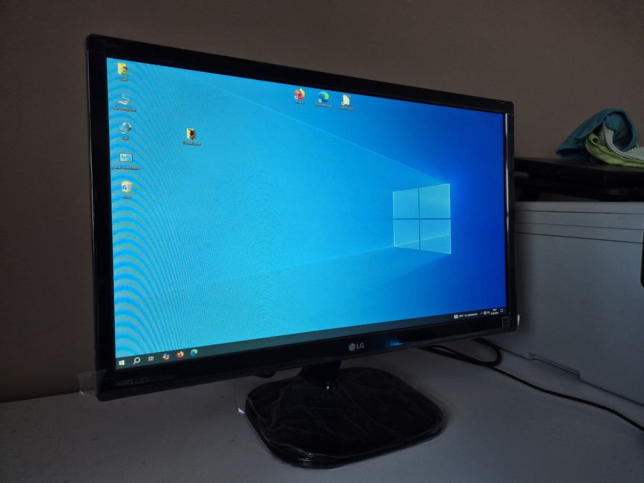 Monitor LG 22MP48 22" Nowy