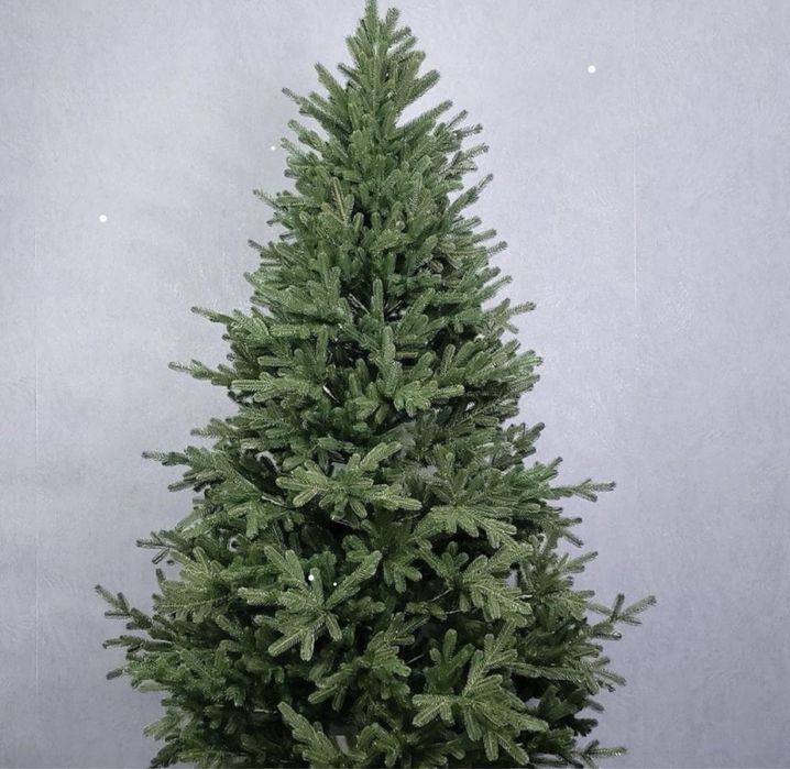 Новорічна Ялинка