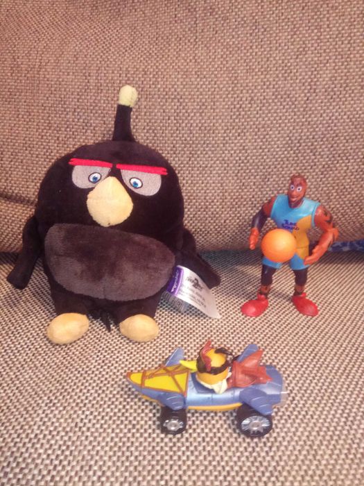 Машинка Ambulance, фигурка Крепыша, машинка и игрушка Angry birds