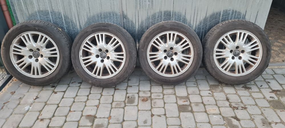 Uniroyal RainSport 5 205/55/16 94V XL - dot 0522 - po 1 sezonie - lat