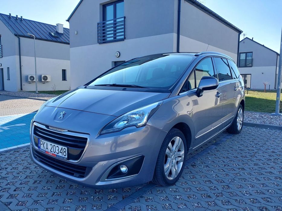 Peugeot 5008 Lifting / Automat / Szwajcaria / Kamera cofania / 7-osobowy