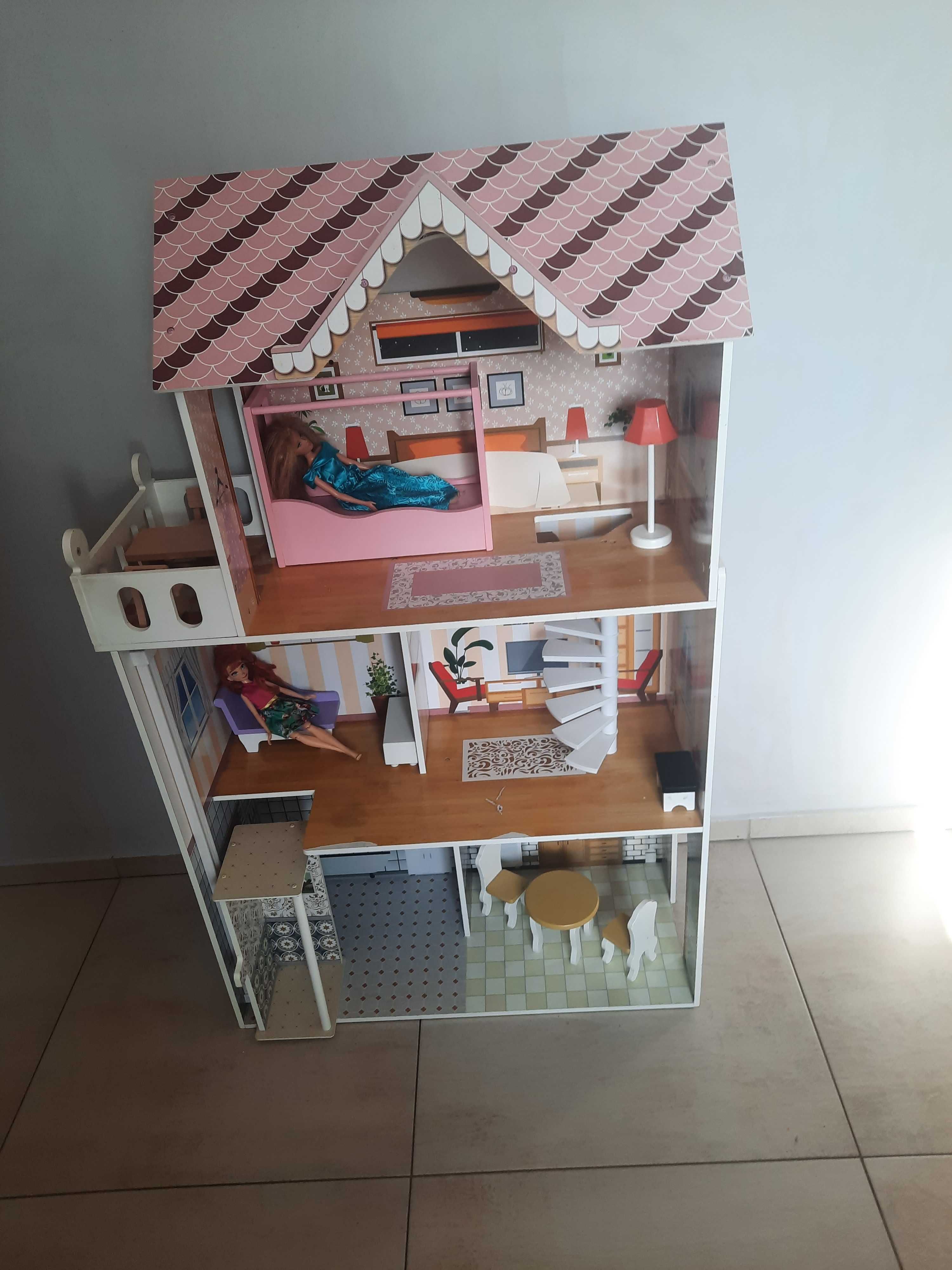 Domek dla lalek duzy