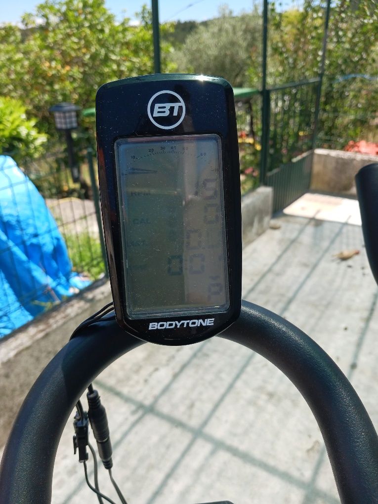 Bicicleta estática Bodytone DS06