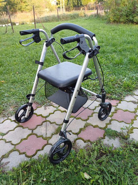 Balkonik chodzik dla seniora rehabilitacyjny