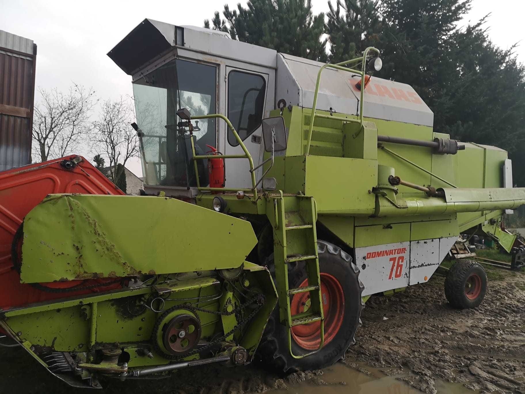 Claas Dominator 76