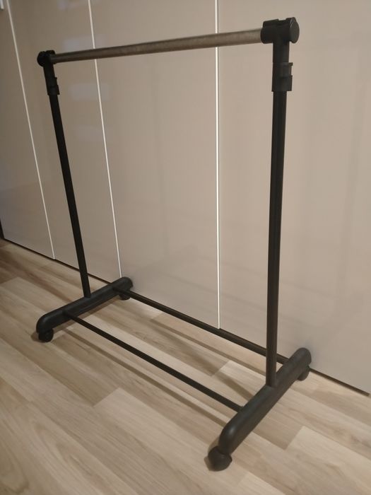 Sprzedam wieszak na ubrania