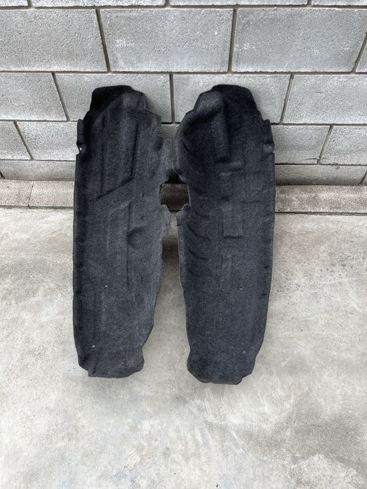 Задній підкрилок Пежо 4007 Сітоен С-кроссер Оутландер ХЛ