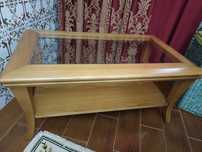 Mesa madeira e vidro