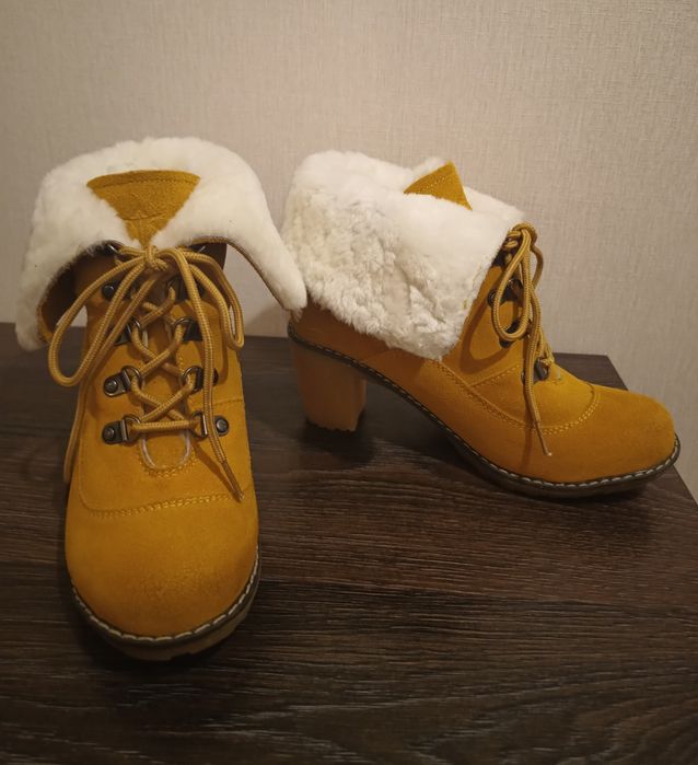 Сапоги Ботинки Черевики замшеві 37-38 розмір