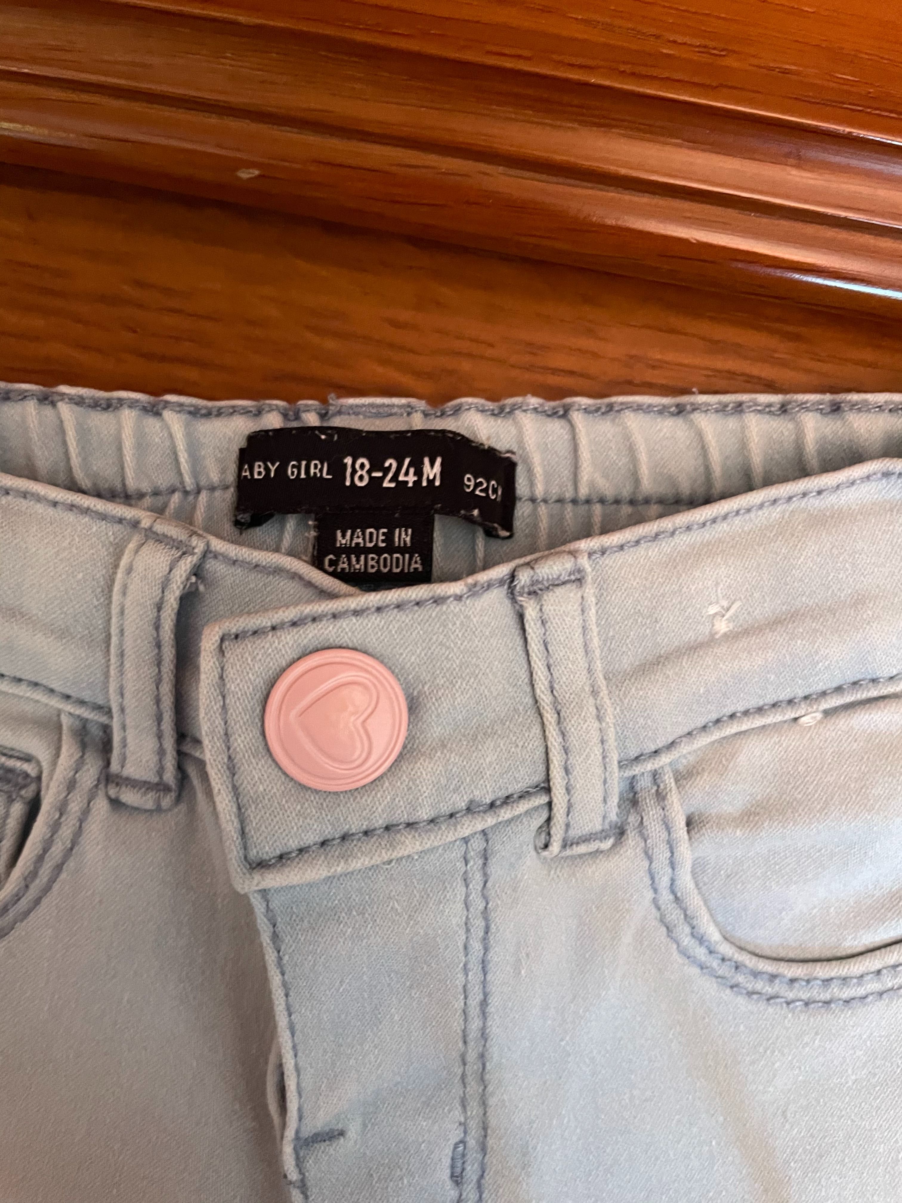 Calça jeans clara para menina 18/24 m