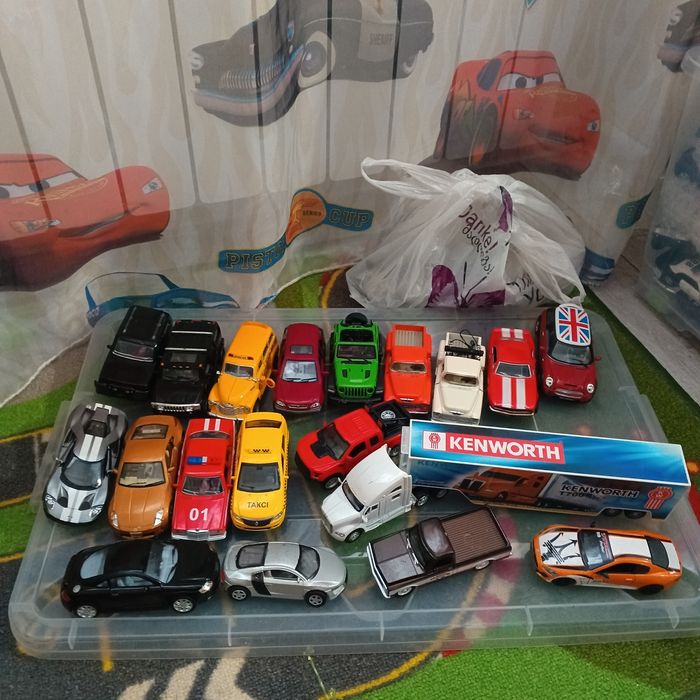 Моделі Kinsmatr Welly Кінсмарти Веллі Автосвіт, Porsche 911 gt3 police